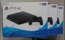 Carregar imagem no visualizador da galeria, PS4 Slim 500GB + 2 jogos + 2 Controles (ITEM PROMOCIONAL )
